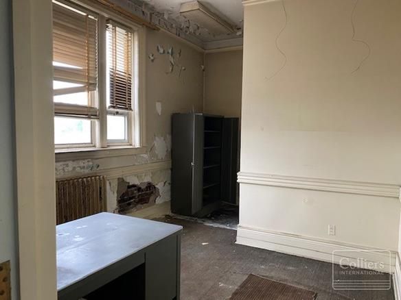 901 Wood St, Pittsburgh, PA 15221